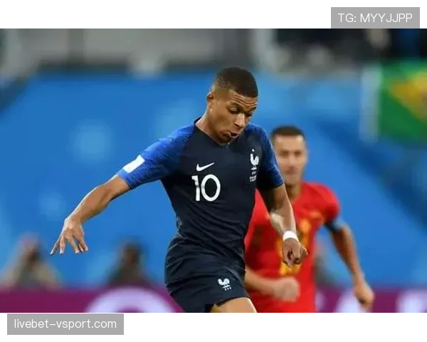 任意球拖延判罚标准详解：裁判如何判断故意拖时间