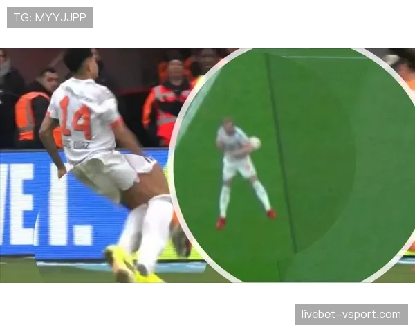 回传规则：守门员用手触球的判罚条件