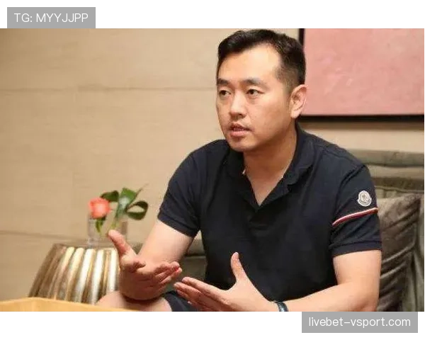 孔令辉当年住酒店连拖鞋都要自带，现在住套房连浴室都懒得进