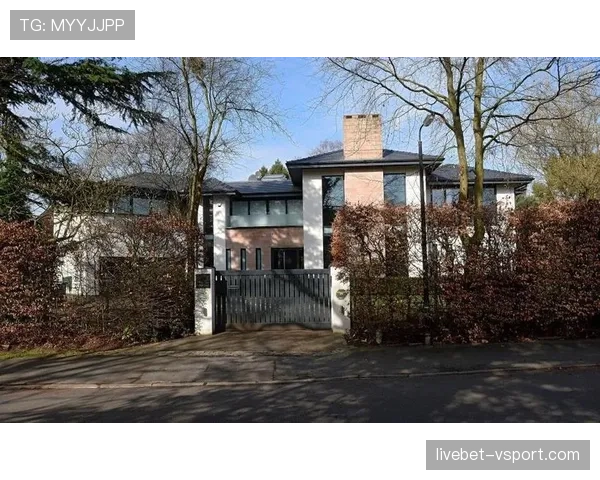 张琳芃家里健身房比小区游泳池还大，这生活跟足球场哪个更霸气？